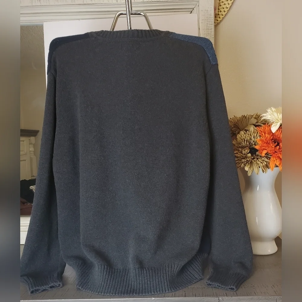 Men's Dockers  Blue and Gray Sweater